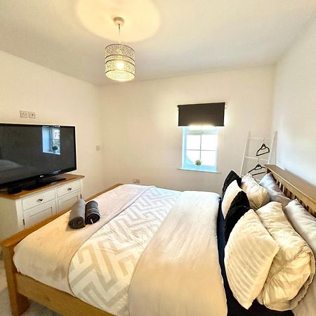 Luxury Countryside Stay - Waters Upton, Telford Dış mekan fotoğraf