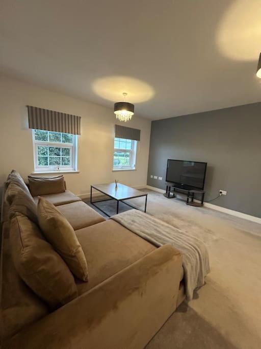 Luxury Countryside Stay - Waters Upton, Telford Dış mekan fotoğraf