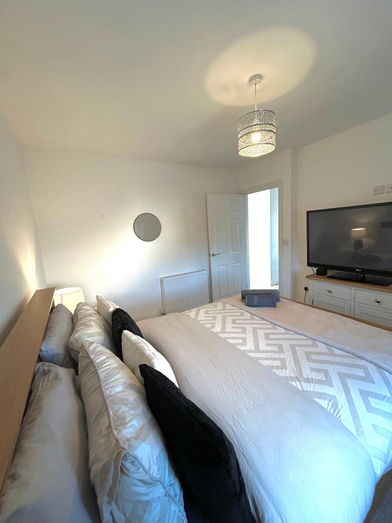 Luxury Countryside Stay - Waters Upton, Telford Dış mekan fotoğraf
